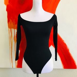 [JLuxe Label] | NWT Off The Shoulder Bodysuit